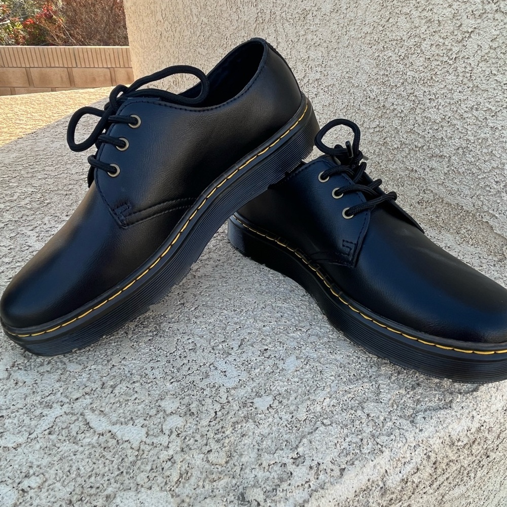 DR.MARTENS zavala Oxford black leather shoes
